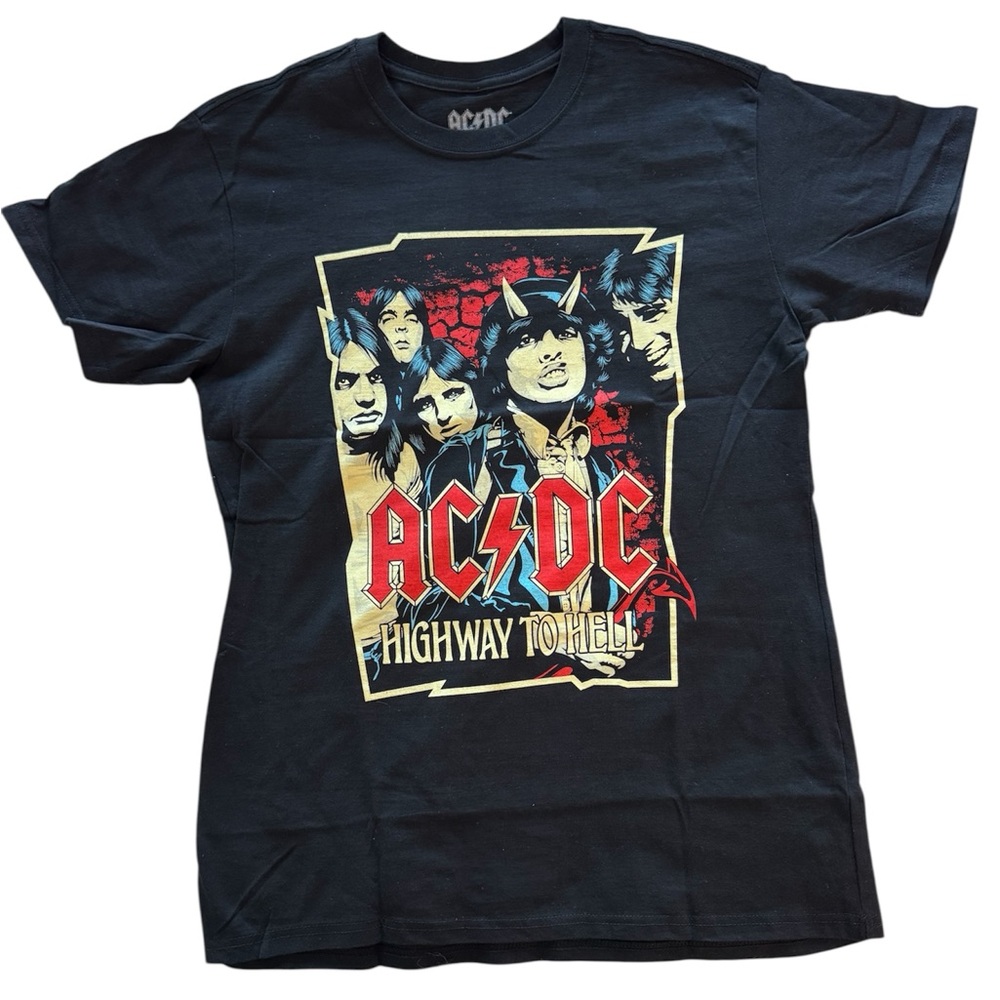 AC/DC unisex Black Graphic T-Shirt Size Medium Brand New